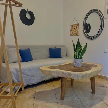 Seaside House Semesterbostad Adamantas (Milos)